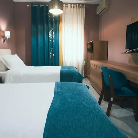 Eder Hotel *